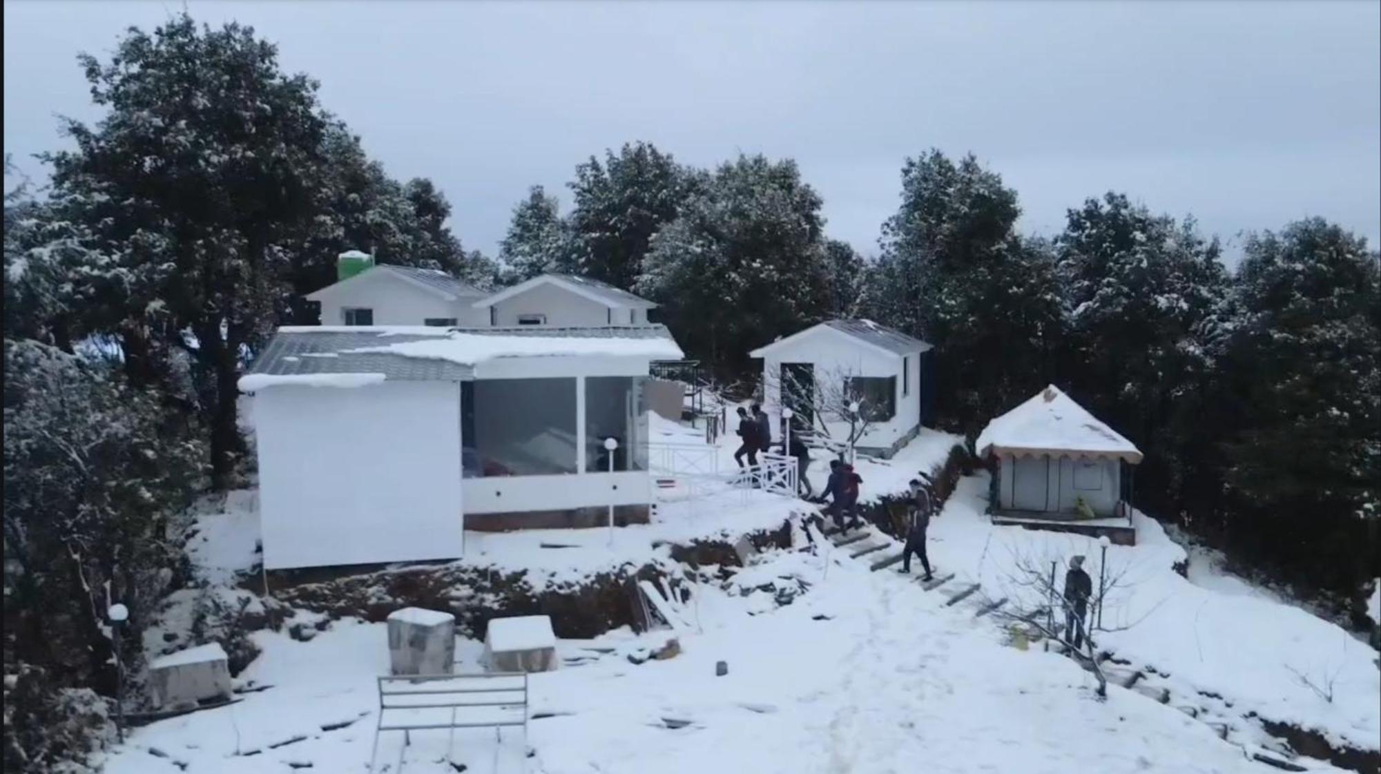 Instaview Kanatal New Tehri Buitenkant foto