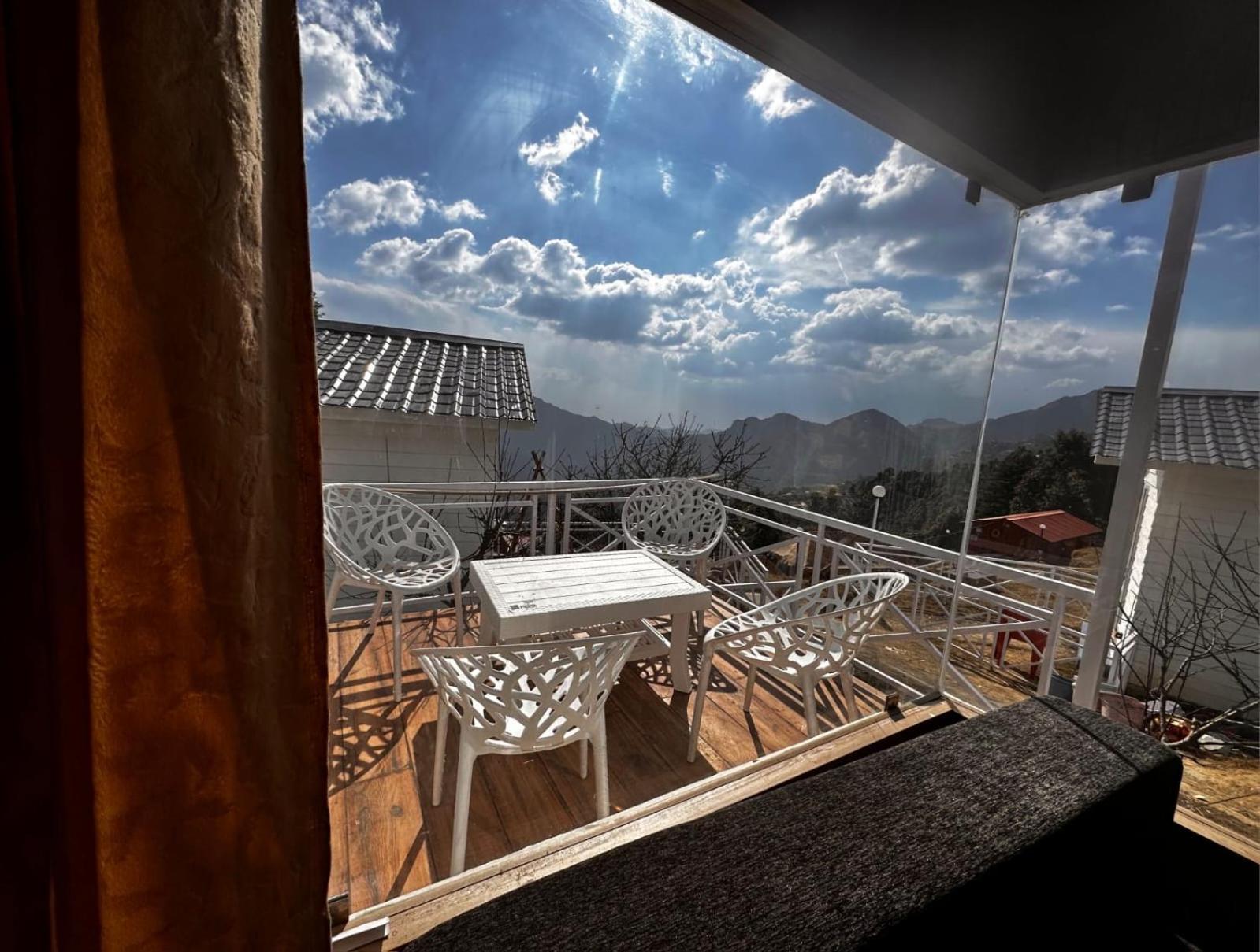 Instaview Kanatal New Tehri Buitenkant foto